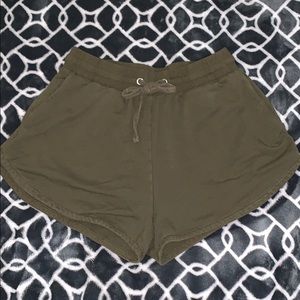 Olive green shorts😎